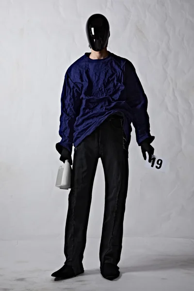 Look 19